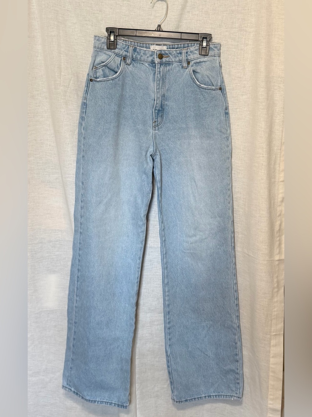 Rolla’s Light Wash Straight Leg Heidi Jeans